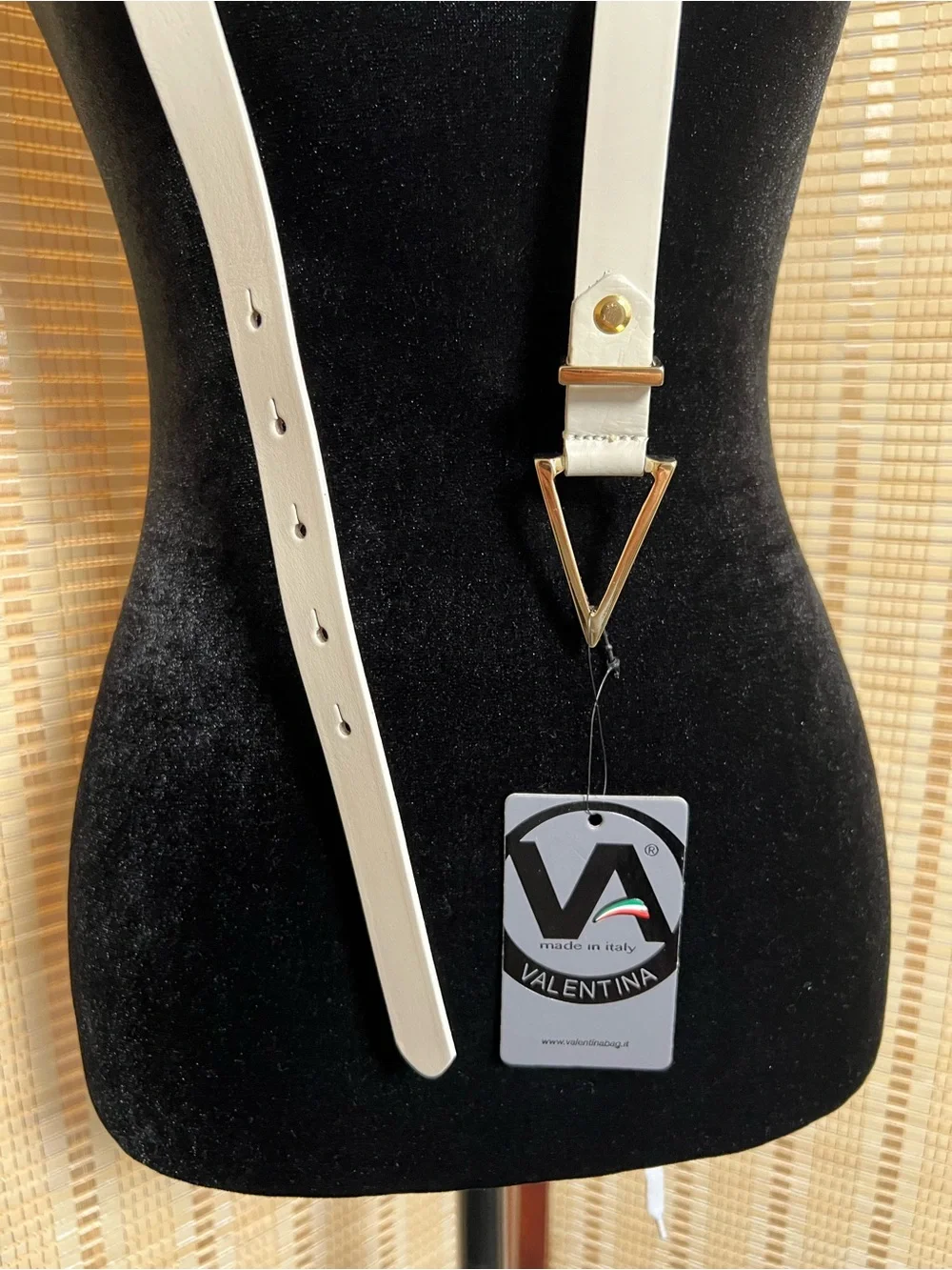 NWT Valentina Italian White Leather Belt Gold Triangle Buckle Made in Italy M
